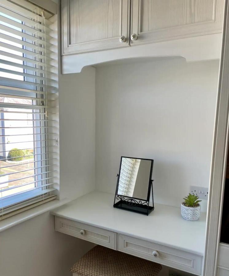 Stratford Upon Avon: 2 Bed Town Centre Apartment, Parking For One Car エクステリア 写真