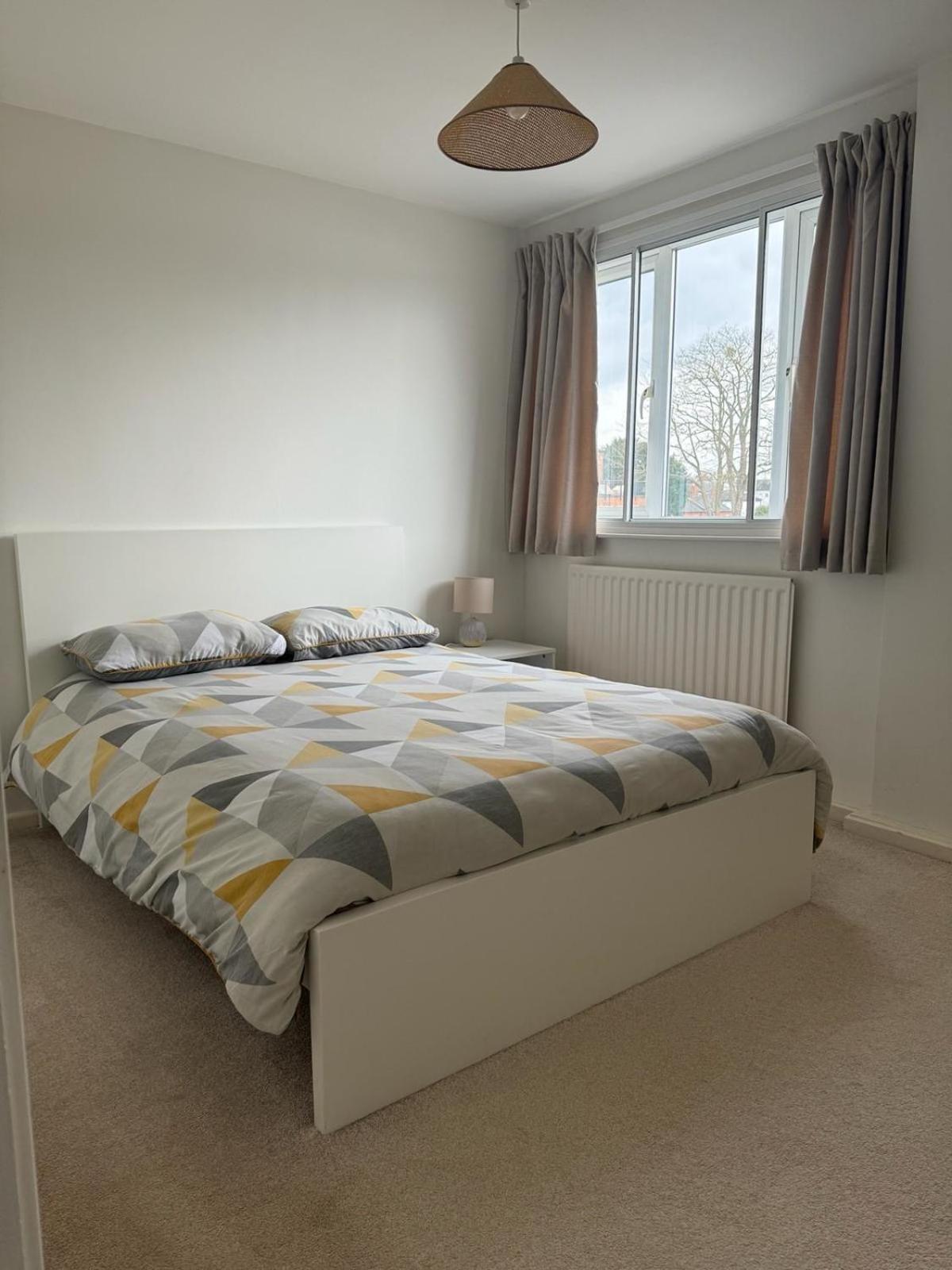 Stratford Upon Avon: 2 Bed Town Centre Apartment, Parking For One Car エクステリア 写真